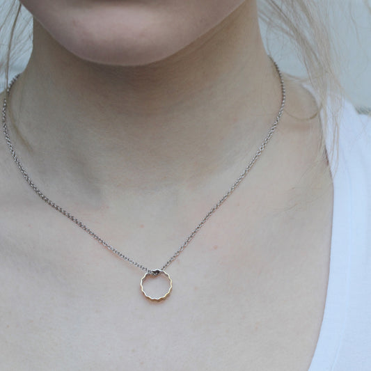 Anhänger Ring gewellt mit Kette