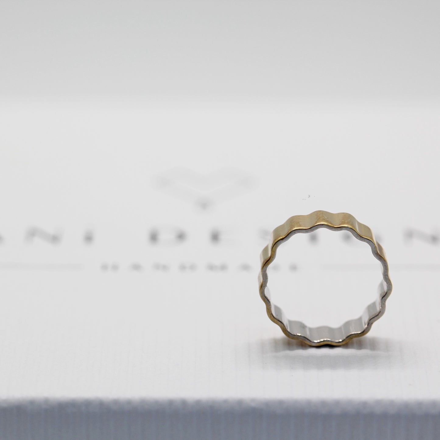 Anhänger Ring gewellt mit Kette