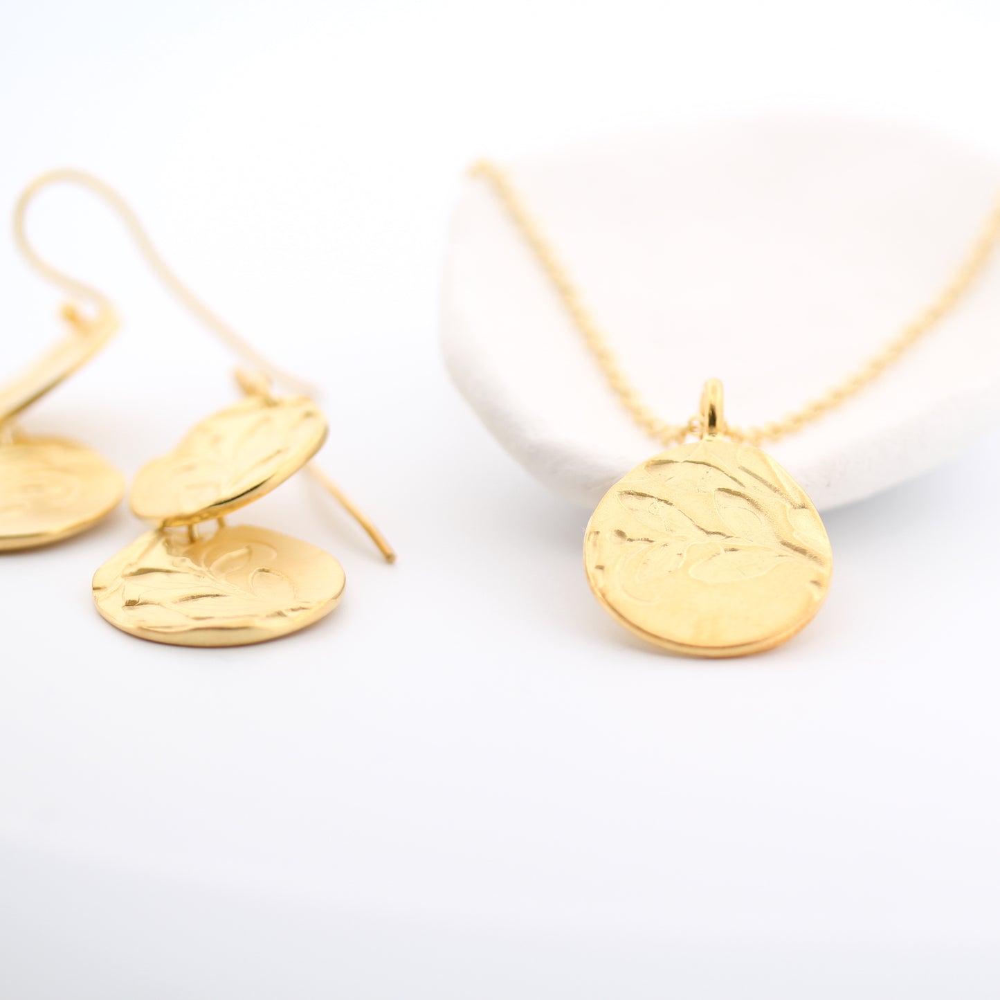 Anhänger floral B mit Kette