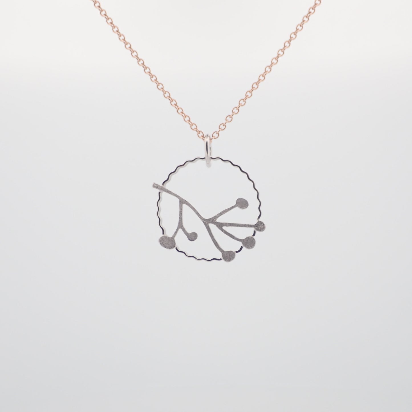 Anhänger Holunder mit Kette