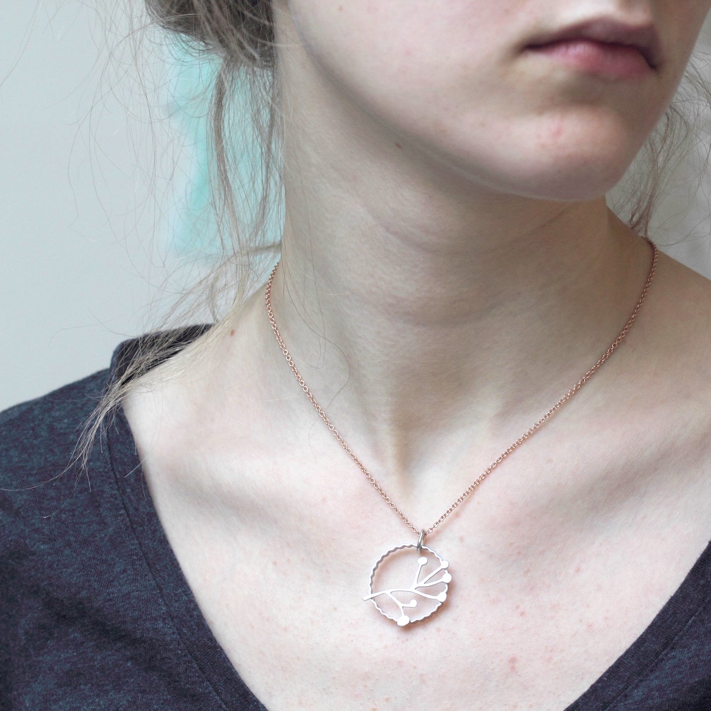 Anhänger Holunder mit Kette