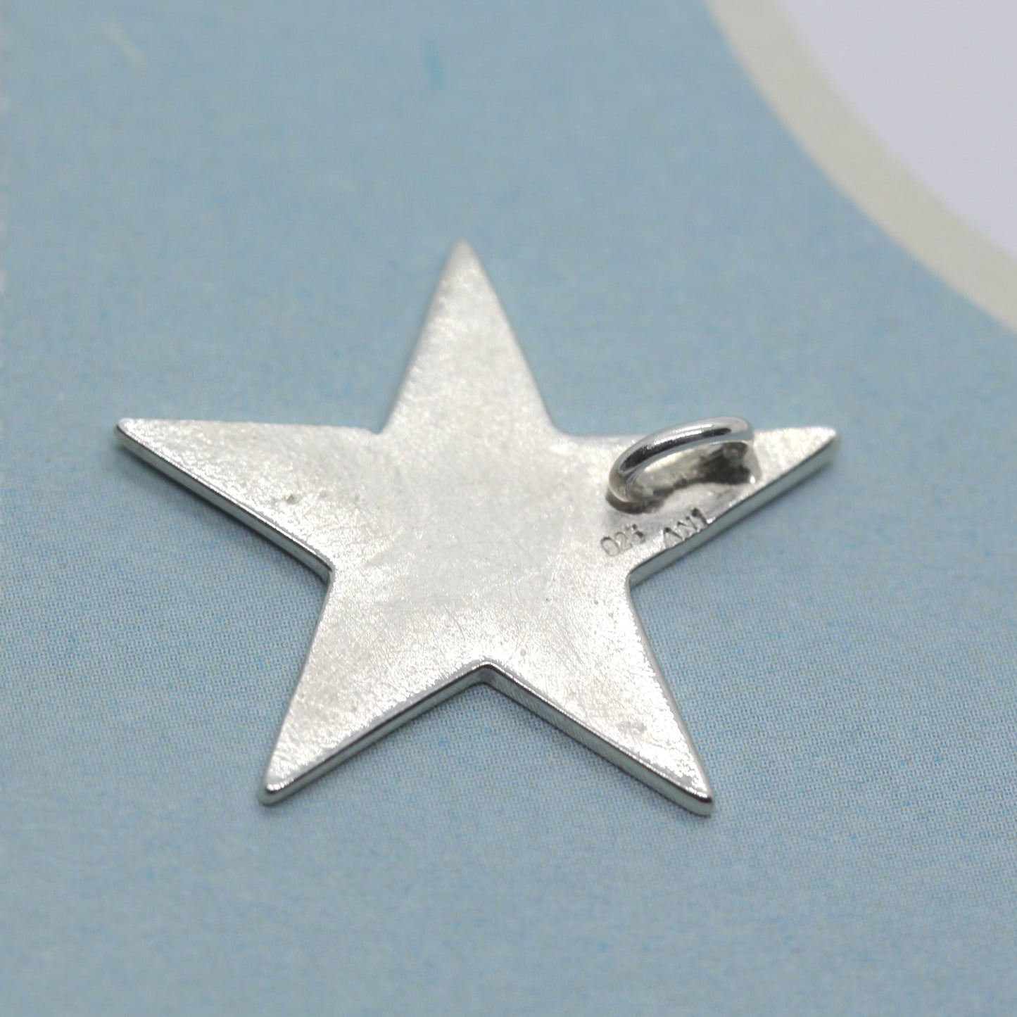 Silberstern mit Kette