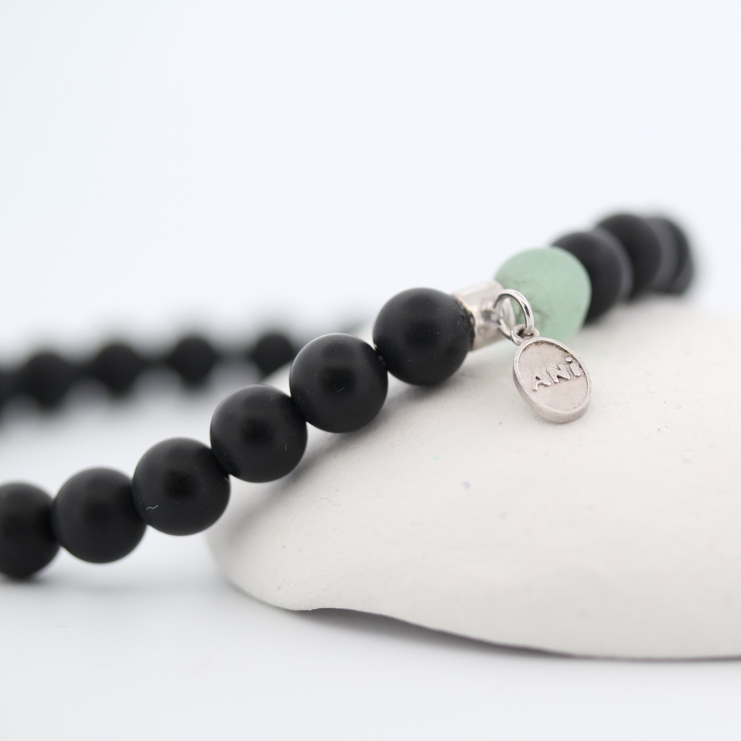 Armband ANi mit Edelsteinen