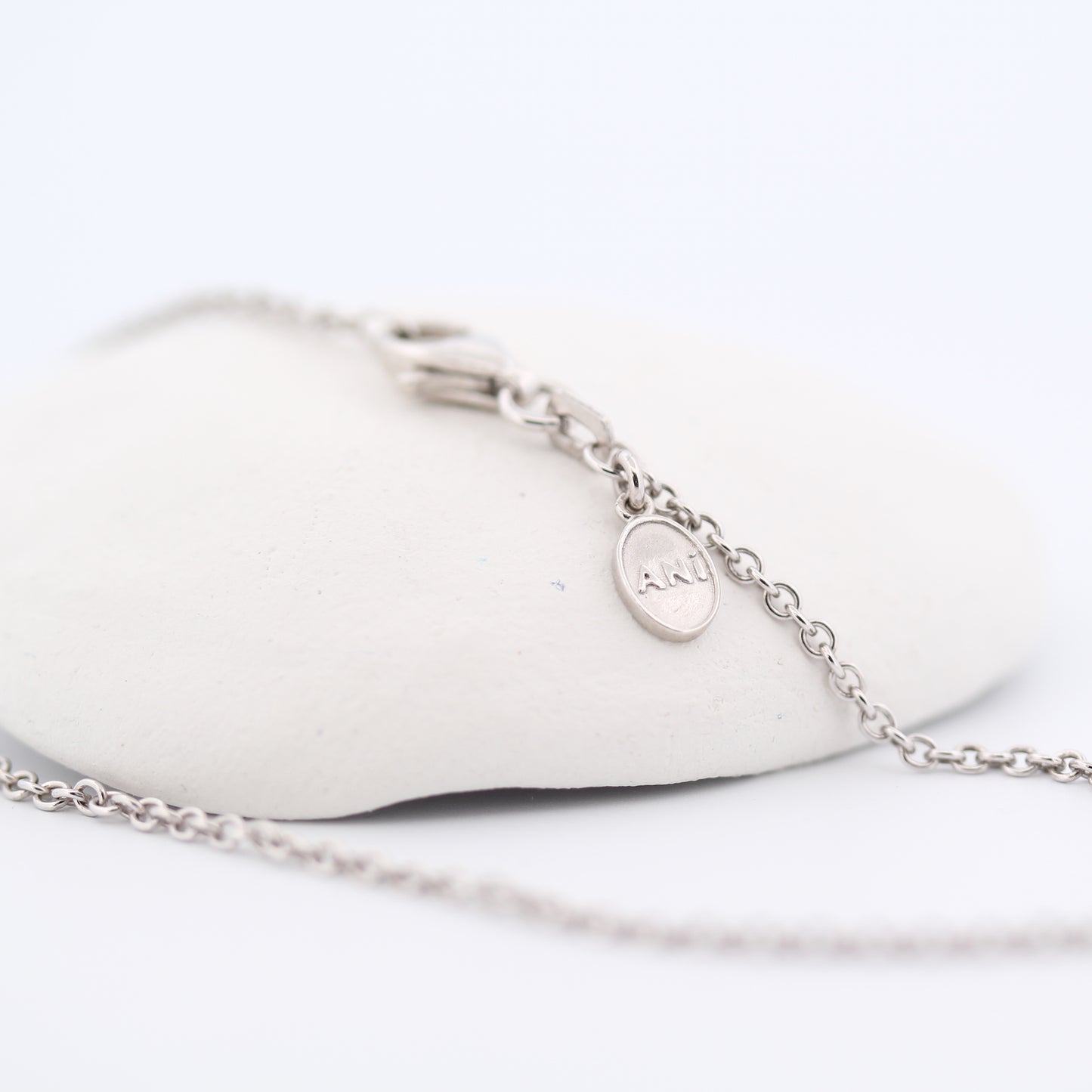 Zierliche Halskette aus Silber 925