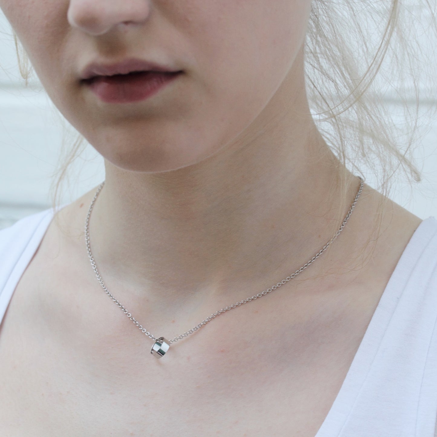 Partnerschmuck Ringe mit Kette