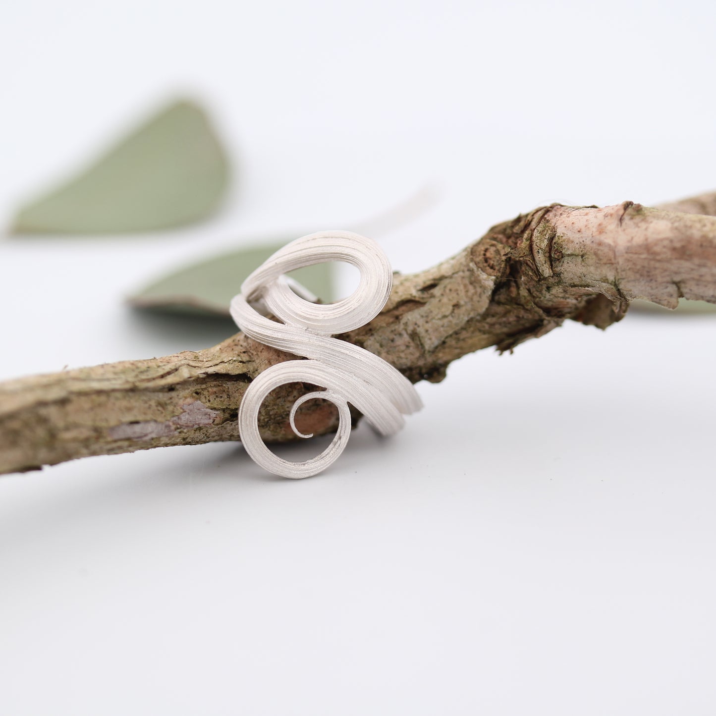 Mitsuro Hikime Ring ookii ki