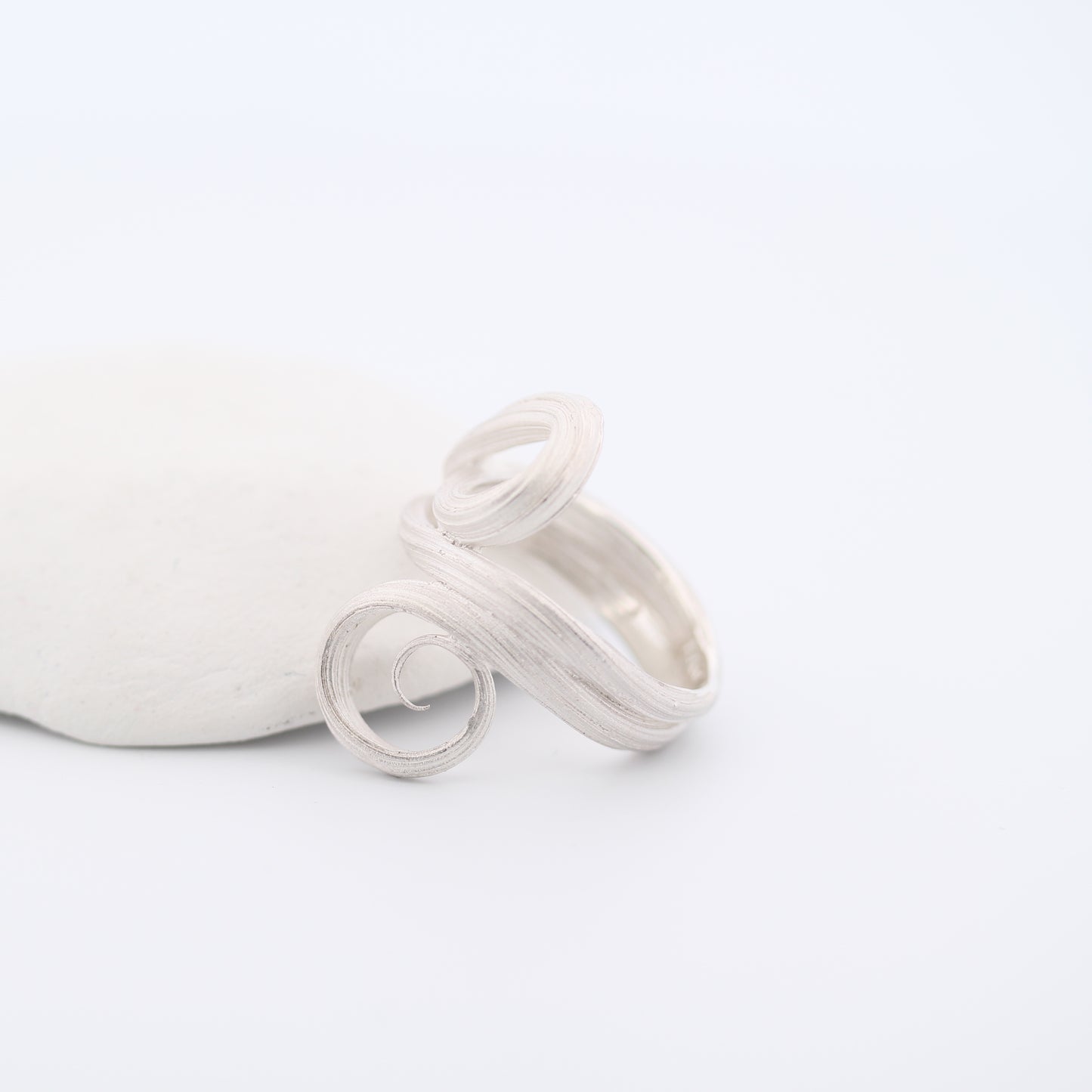Mitsuro Hikime Ring ookii ki