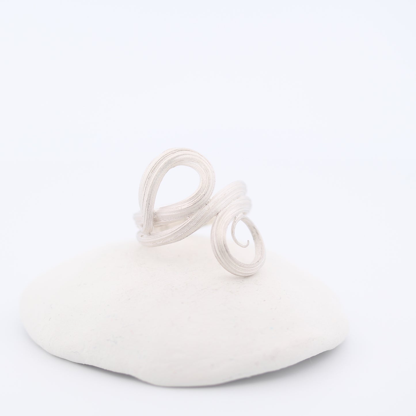 Mitsuro Hikime Ring ookii ki