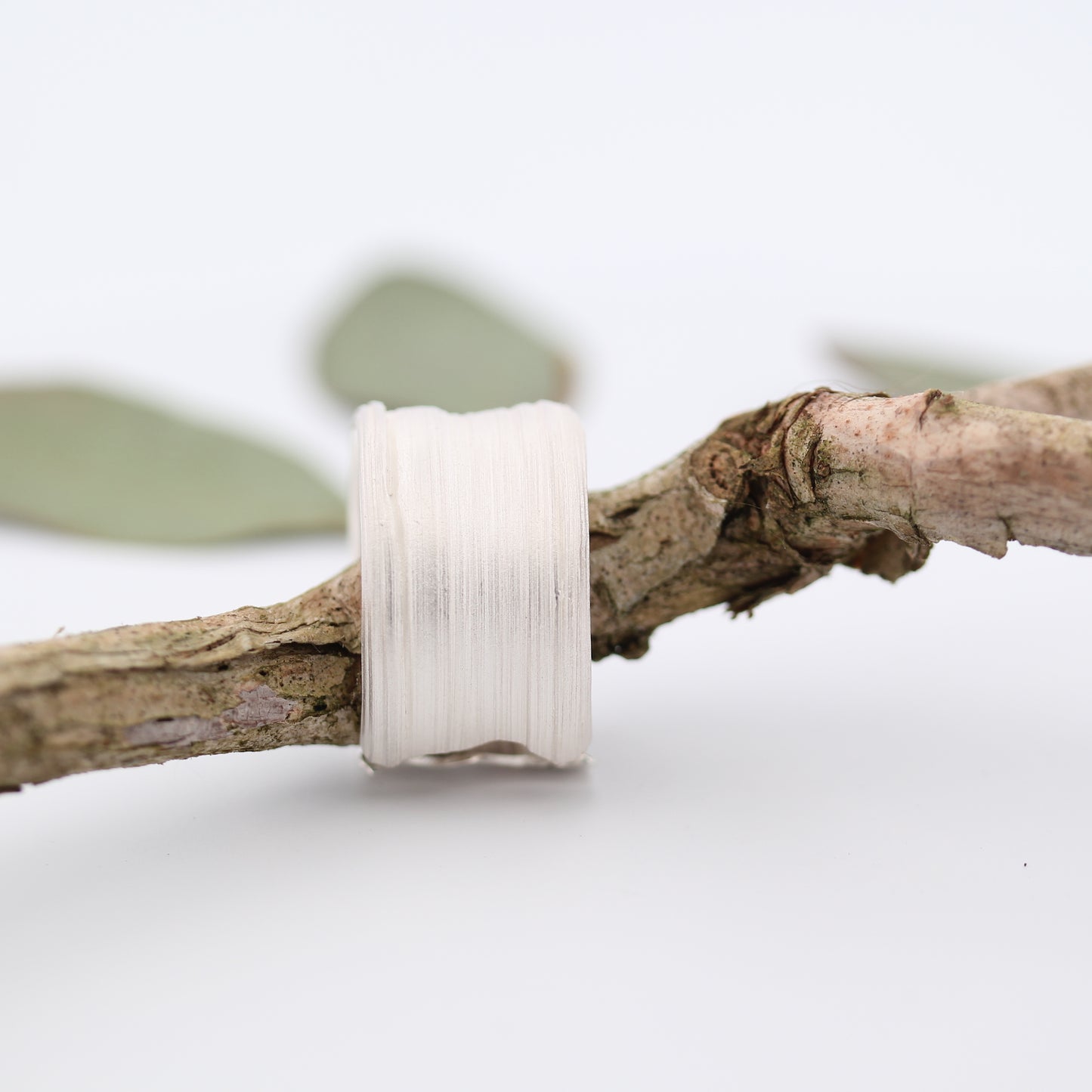 Mitsuro Hikime Ring ookii mizu