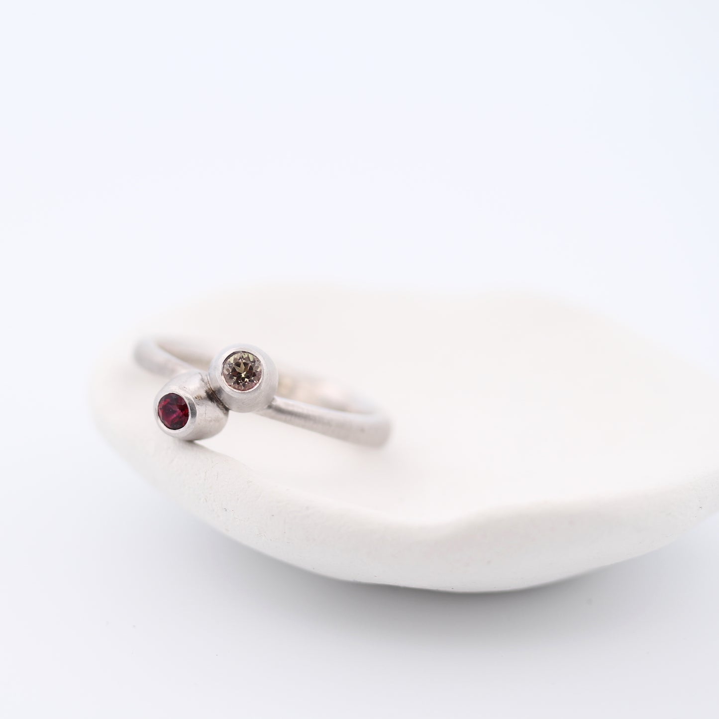 Ring Miss Red